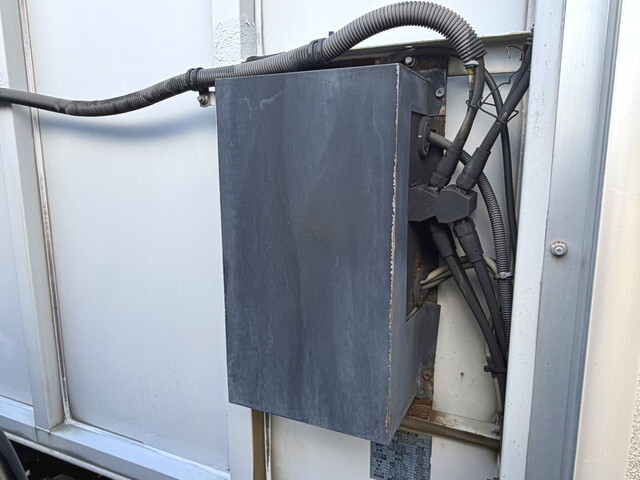 いすゞエルフアルミウイング小型（2t・3t）[写真30]