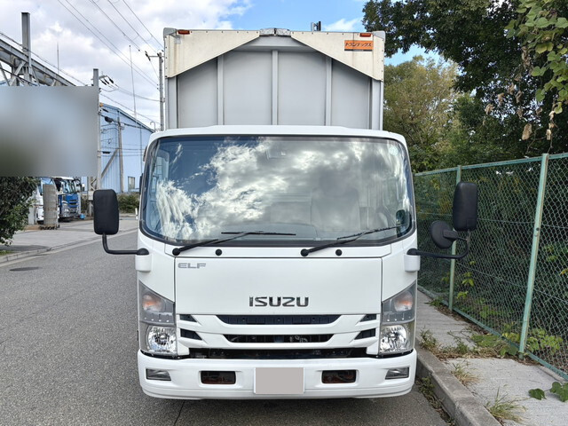 いすゞエルフアルミウイング小型（2t・3t）[写真07]