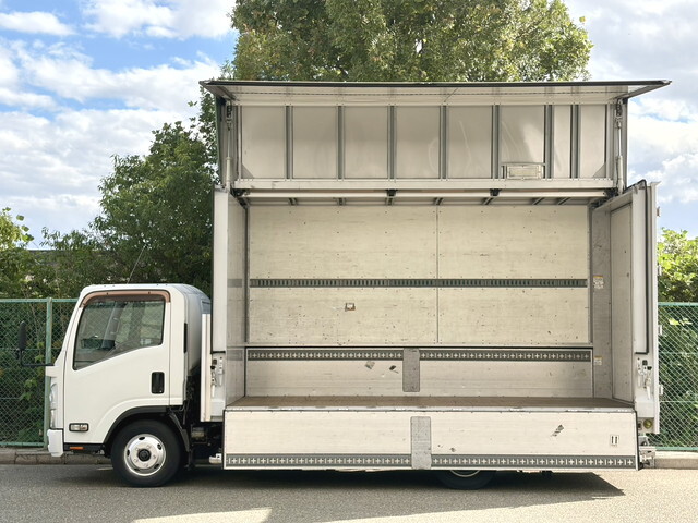 いすゞエルフアルミウイング小型（2t・3t）[写真08]