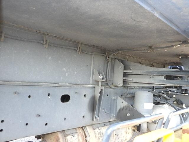 日野レンジャーパッカー車（塵芥車）増トン（6t・8t）[写真15]