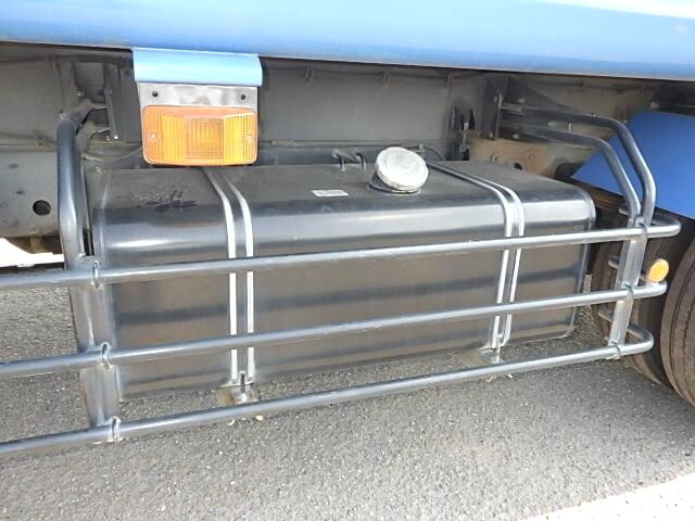 日野レンジャーパッカー車（塵芥車）増トン（6t・8t）[写真18]