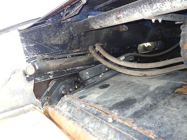 日野レンジャーパッカー車（塵芥車）増トン（6t・8t）[写真07]