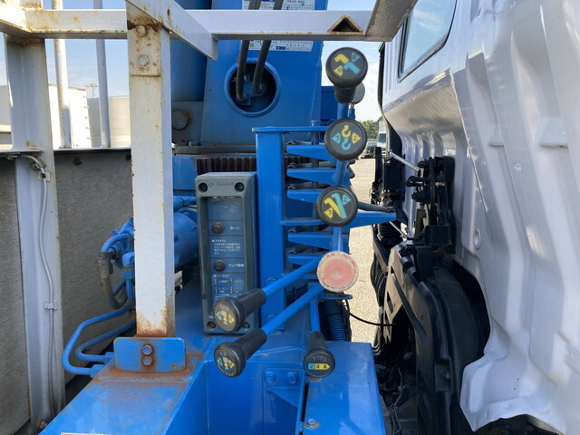 日野レンジャークレーン5段中型（4t）[写真16]