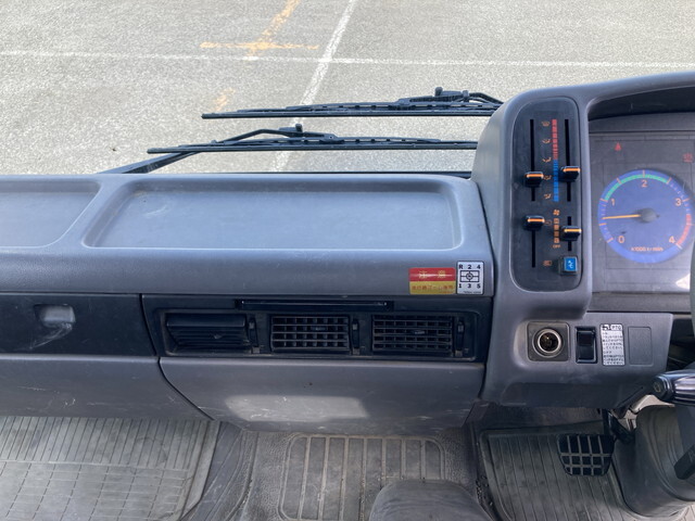 日野レンジャークレーン5段中型（4t）[写真37]