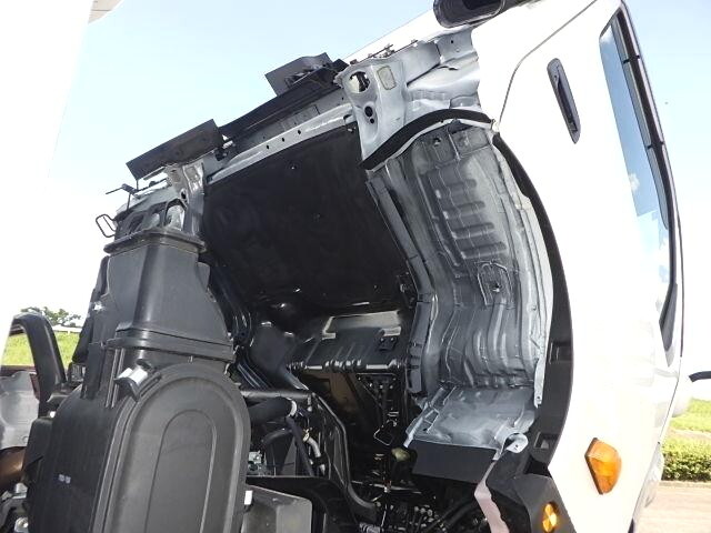 日野デュトロ冷凍車（冷蔵車）小型（2t・3t）[写真30]