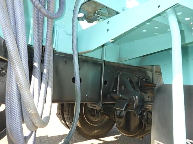 いすゞフォワードミキサー車（コンクリートミキサー）増トン（6t・8t）[写真15]