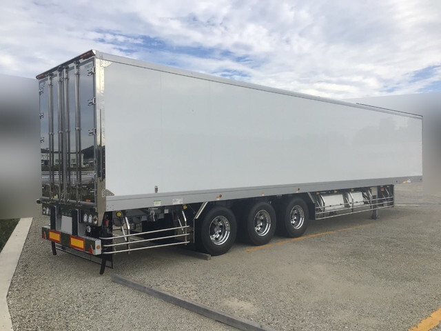 その他のメーカーその他の車種冷蔵冷凍トレーラー大型（10t）[写真02]