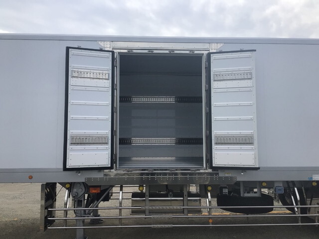 その他のメーカーその他の車種冷蔵冷凍トレーラー大型（10t）[写真05]