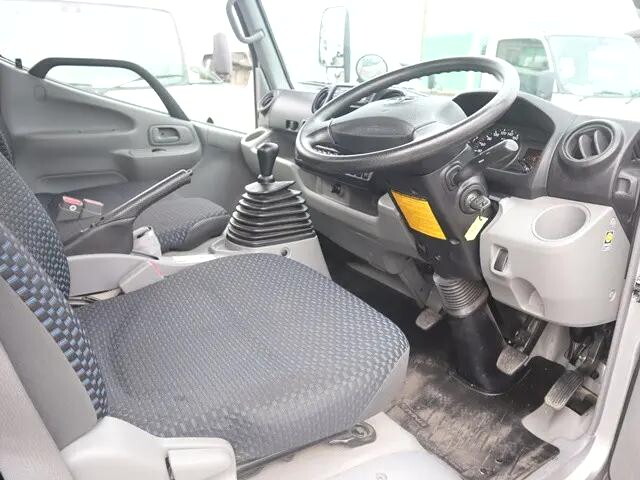 トヨタダイナ幌車小型（2t・3t）[写真27]