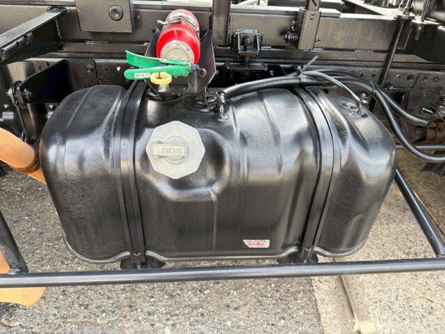 いすゞエルフパッカー車（塵芥車）小型（2t・3t）[写真26]