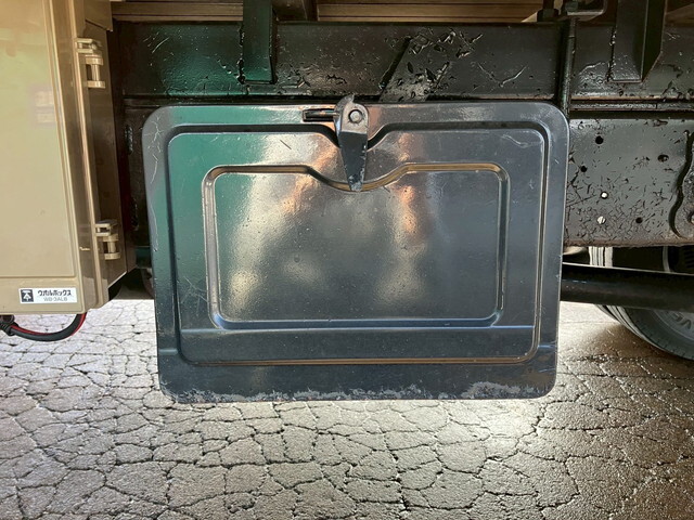 日野デュトロアルミブロック小型（2t・3t）[写真18]