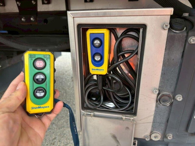 三菱ふそうファイターアルミウイング中型（4t）[写真17]