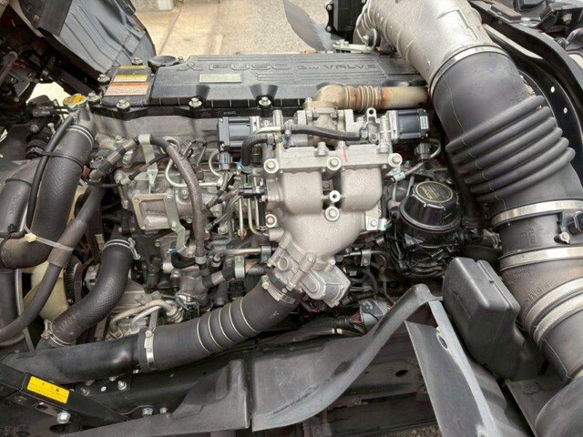 三菱ふそうファイターアルミウイング中型（4t）[写真26]