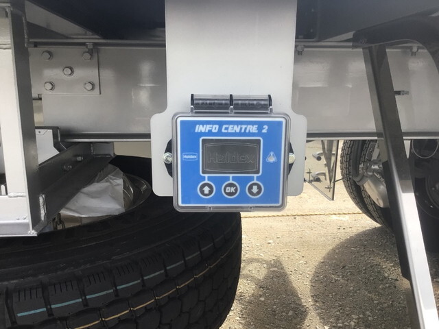 その他のメーカーその他の車種冷蔵冷凍トレーラー大型（10t）[写真16]