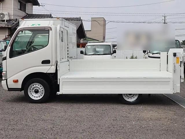 トヨタダイナ平ボディ小型（2t・3t）[写真10]