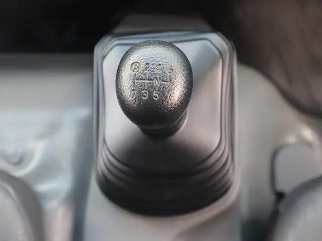 日野デュトロ平ボディ小型（2t・3t）[写真30]