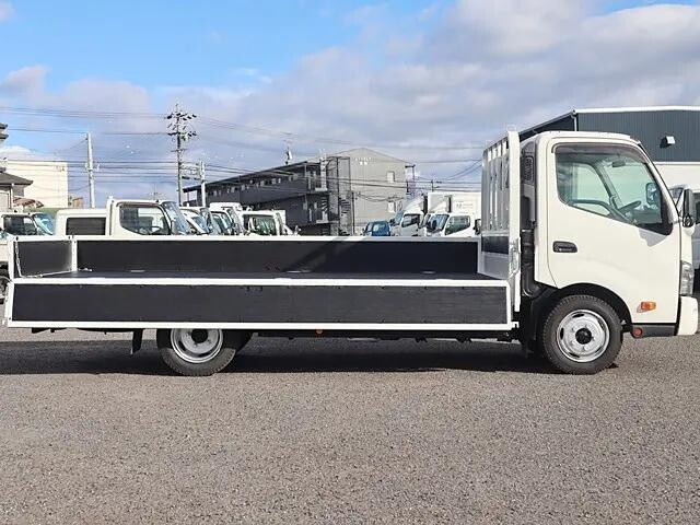 日野デュトロ平ボディ小型（2t・3t）[写真07]