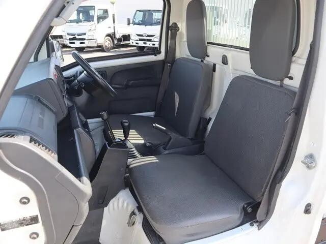 ダイハツハイゼットダンプ小型（2t・3t）[写真29]