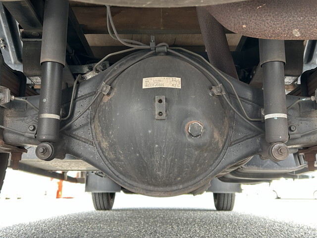 三菱ふそうキャンター平ボディ小型（2t・3t）[写真26]