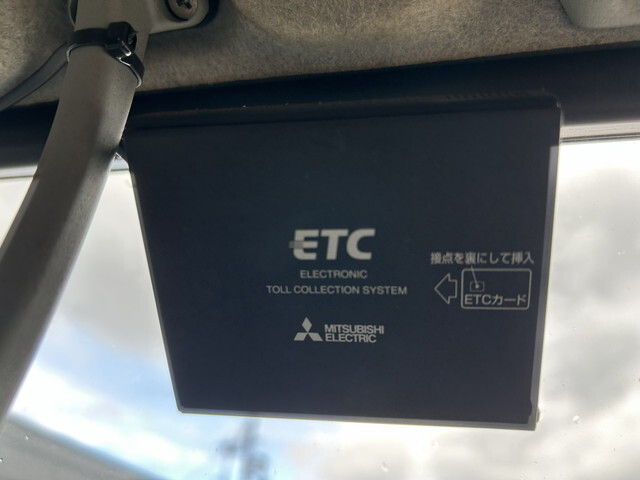 三菱ふそうキャンター平ボディ小型（2t・3t）[写真38]