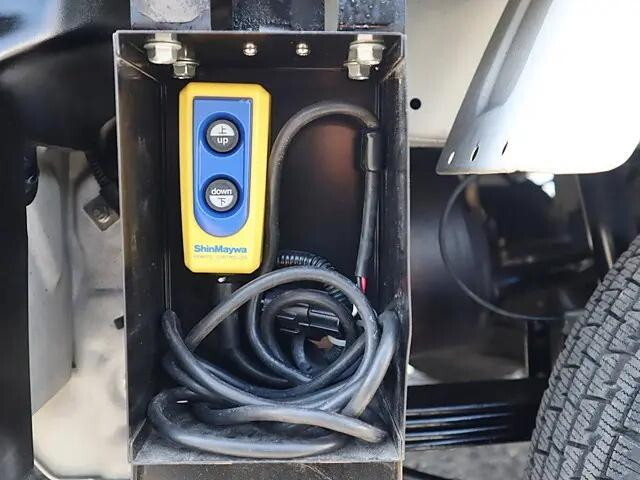 その他のメーカーその他の車種平ボディ小型（2t・3t）[写真12]