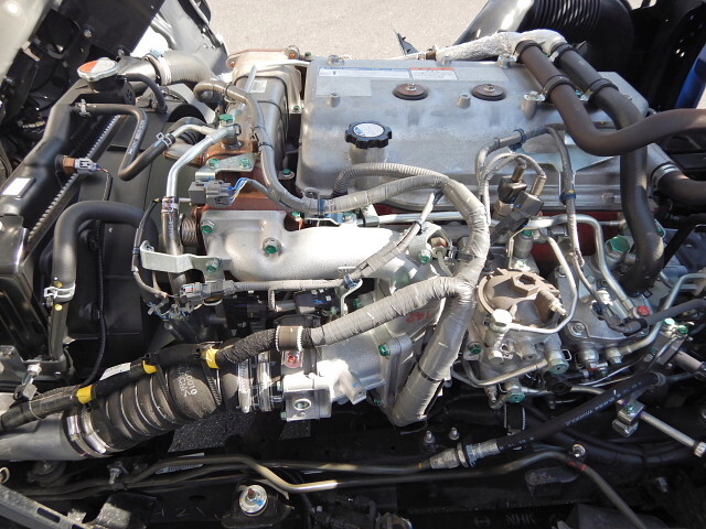 日野レンジャークレーン4段増トン（6t・8t）[写真16]