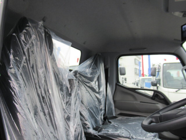 三菱ふそうキャンタークレーン4段小型（2t・3t）[写真28]