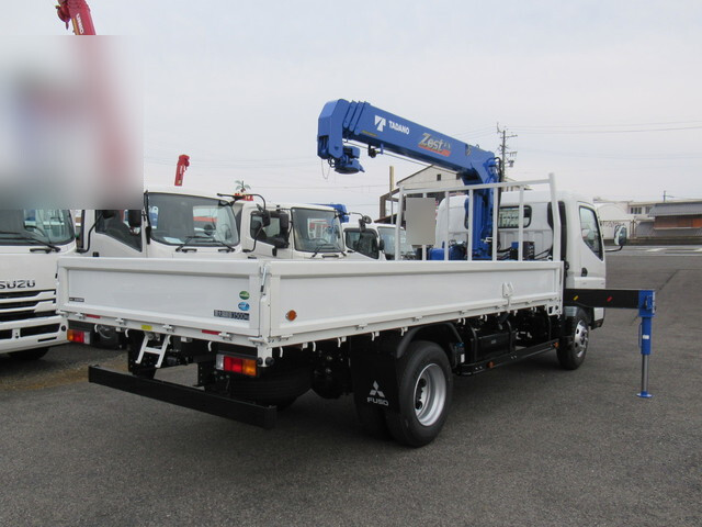 三菱ふそうキャンタークレーン4段小型（2t・3t）[写真04]