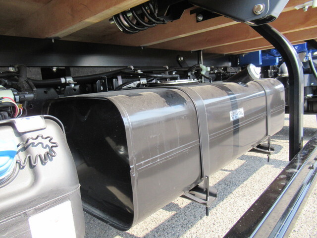 三菱ふそうキャンタークレーン5段小型（2t・3t）[写真13]