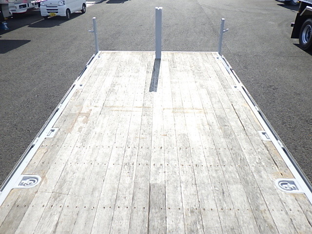 三菱ふそうファイターアルミブロック中型（4t）[写真12]