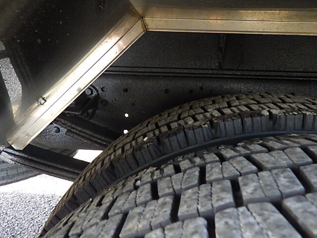 三菱ふそうファイターアルミブロック中型（4t）[写真17]