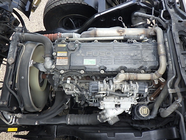 三菱ふそうファイターアルミブロック中型（4t）[写真36]