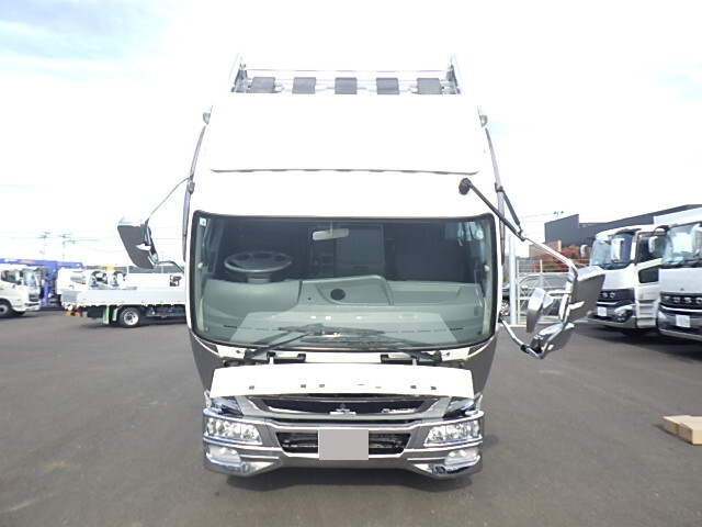 三菱ふそうファイターアルミブロック中型（4t）[写真07]