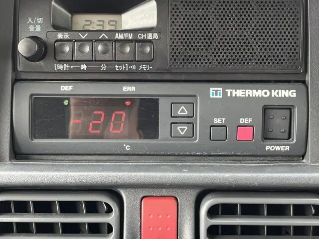 その他のメーカーその他の車種冷凍車（冷蔵車）小型（2t・3t）[写真35]