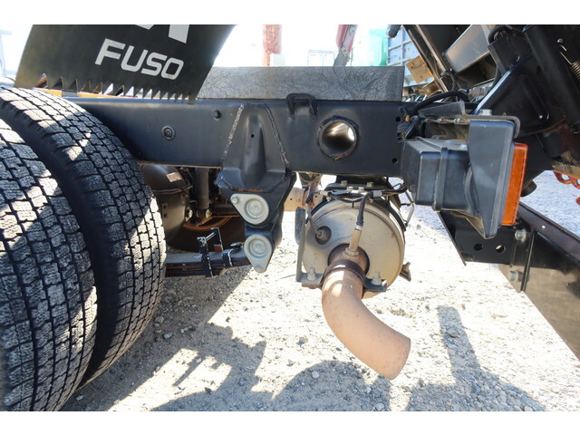 三菱ふそうキャンターダンプ小型（2t・3t）[写真12]