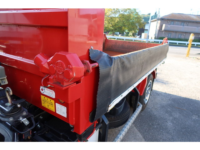 三菱ふそうキャンターダンプ小型（2t・3t）[写真17]