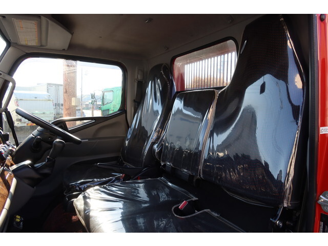 三菱ふそうキャンターダンプ小型（2t・3t）[写真30]