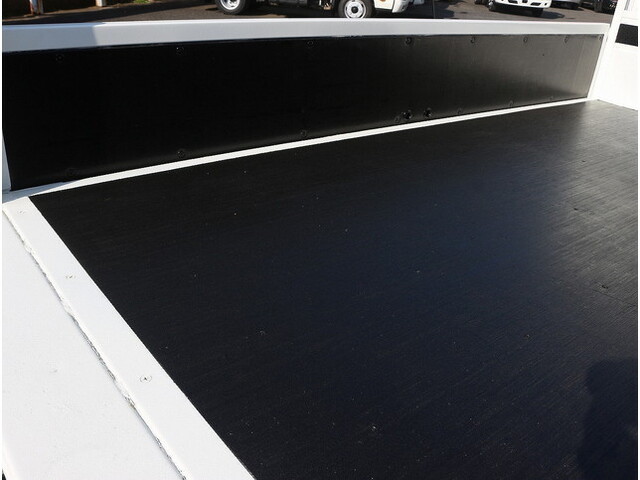 日野デュトロ平ボディ小型（2t・3t）[写真10]