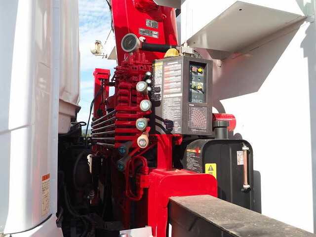 三菱ふそうスーパーグレートセルフクレーン5段大型（10t）[写真15]