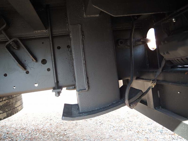 三菱ふそうスーパーグレートセルフクレーン5段大型（10t）[写真22]