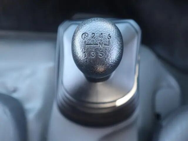 日野デュトロ平ボディ小型（2t・3t）[写真30]