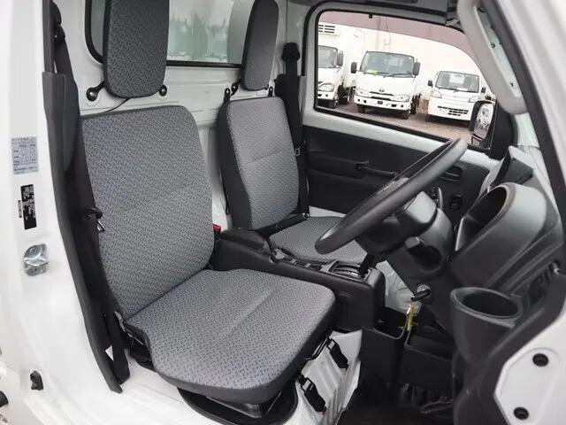 その他のメーカーその他の車種冷凍車（冷蔵車）小型（2t・3t）[写真28]