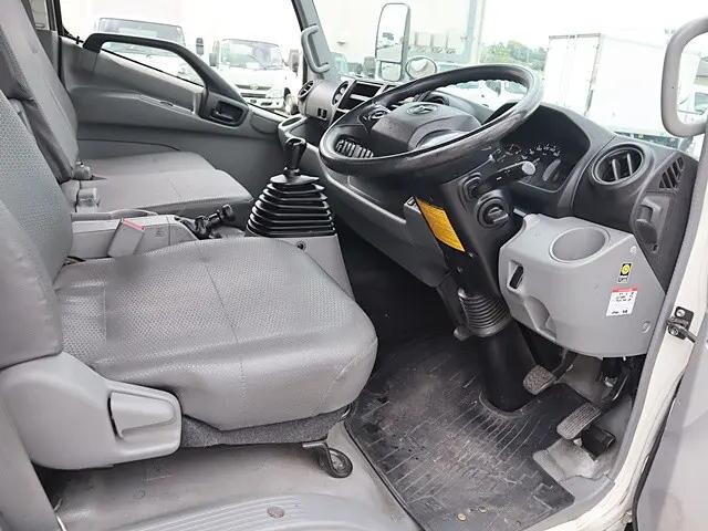 トヨタダイナ平ボディ小型（2t・3t）[写真27]