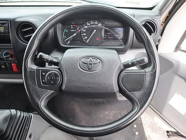 トヨタダイナ平ボディ小型（2t・3t）[写真31]