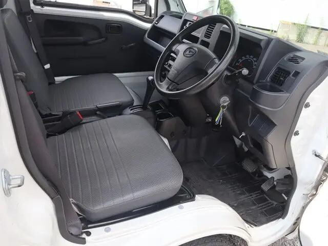 ダイハツハイゼット保冷バン小型（2t・3t）[写真28]