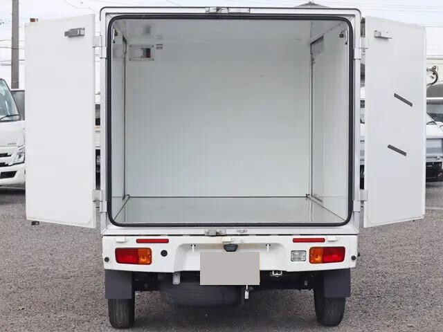 ダイハツハイゼット保冷バン小型（2t・3t）[写真09]