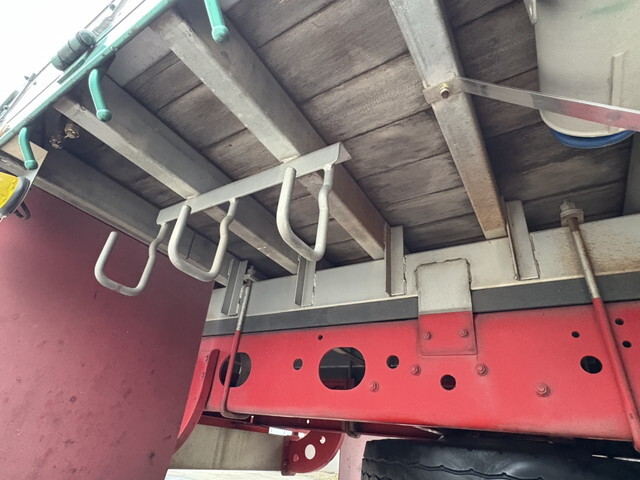 三菱ふそうファイター平ボディ増トン（6t・8t）[写真20]