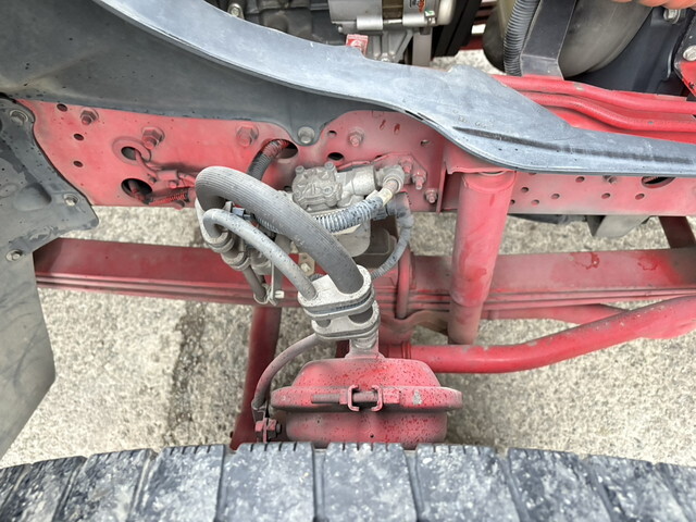 三菱ふそうファイター平ボディ増トン（6t・8t）[写真30]