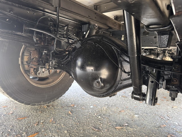 いすゞエルフ冷凍車（冷蔵車）小型（2t・3t）[写真28]