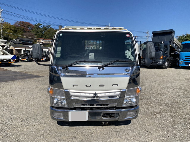 三菱ふそうキャンター平ボディ小型（2t・3t）[写真04]